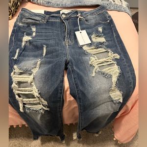 Risen distressed 1X jeans!